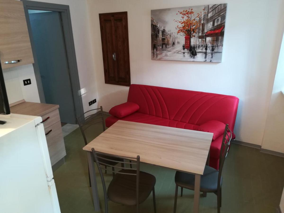 Bilocale Piano Terra Centro Storico Apartment Volta Mantovana Bagian luar foto